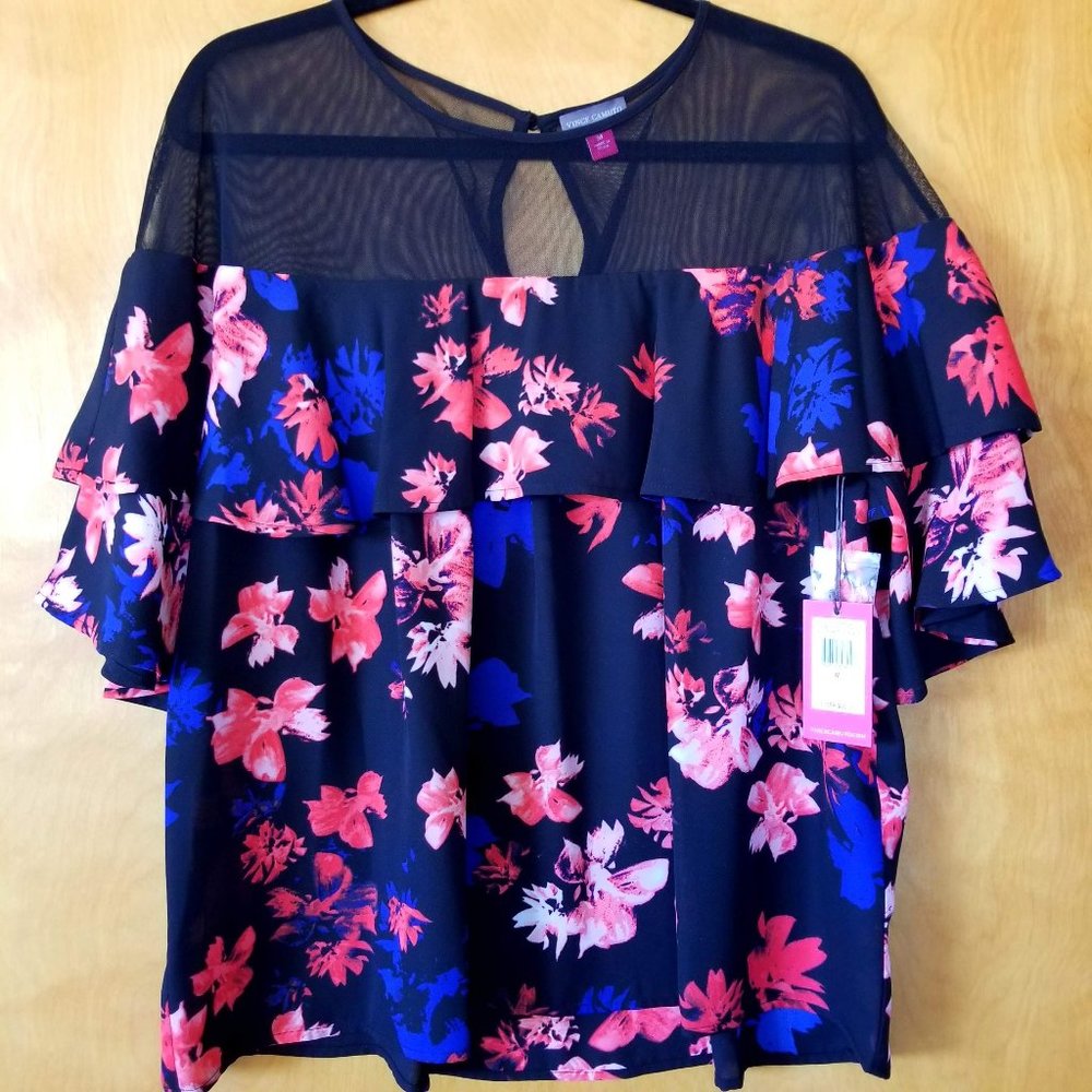 New Women's Vince Camuto floral blouse
